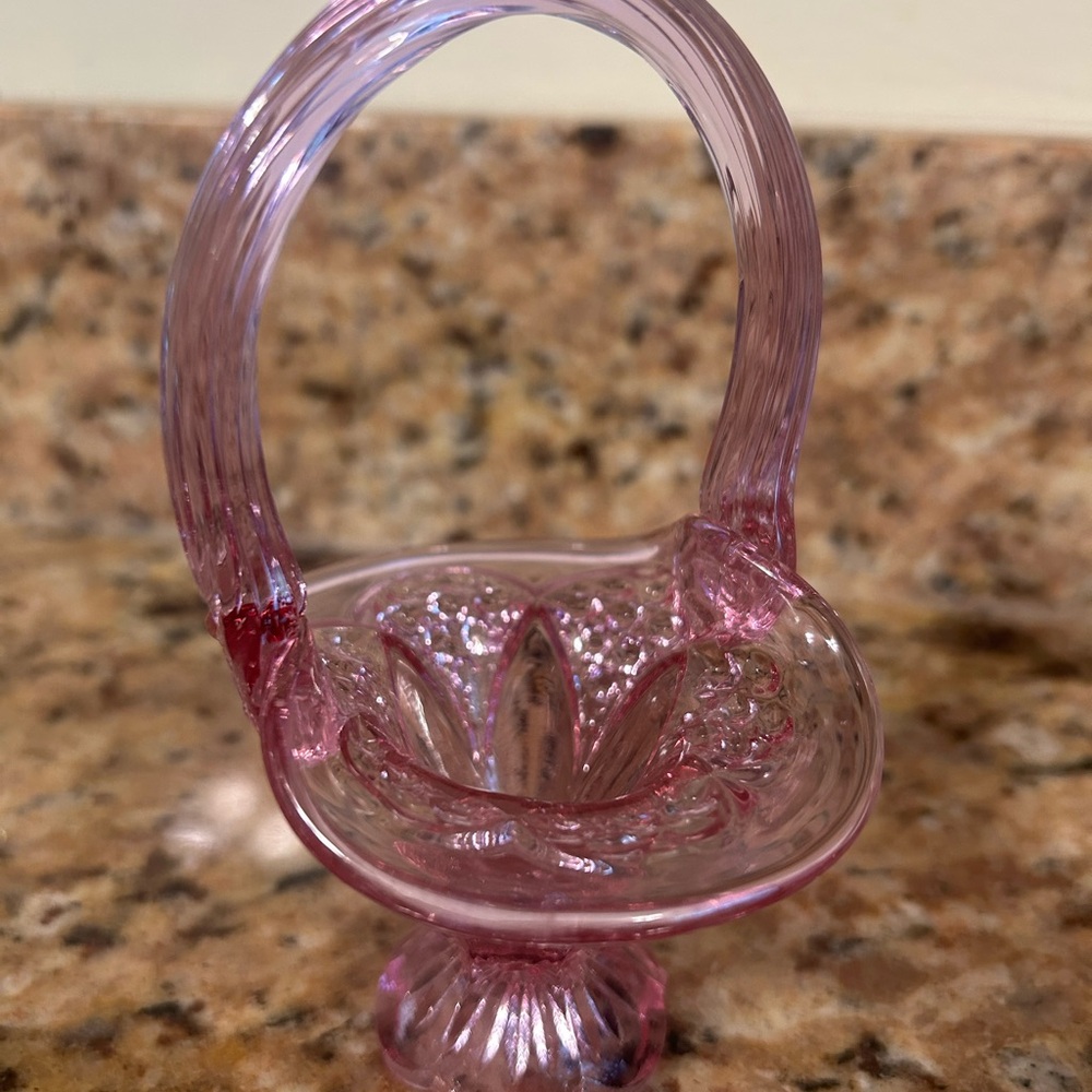 Vintage Fenton Mini Dusty Rose Glass Basket - Picture 2 of 4